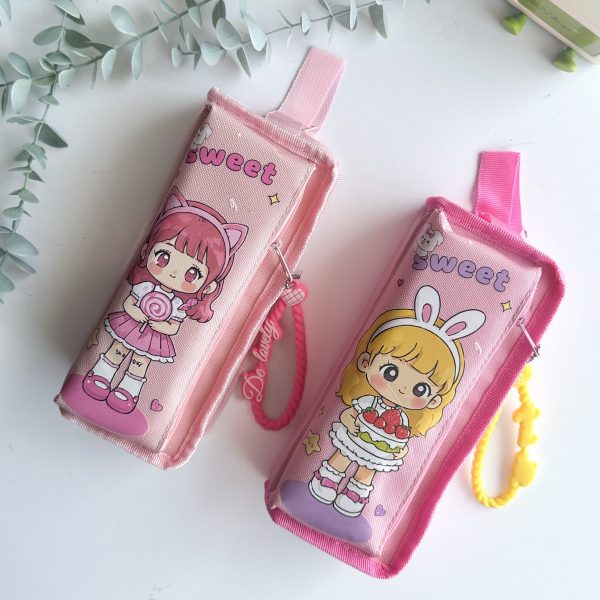 جامدادی آویز دار دختر و شیرینی